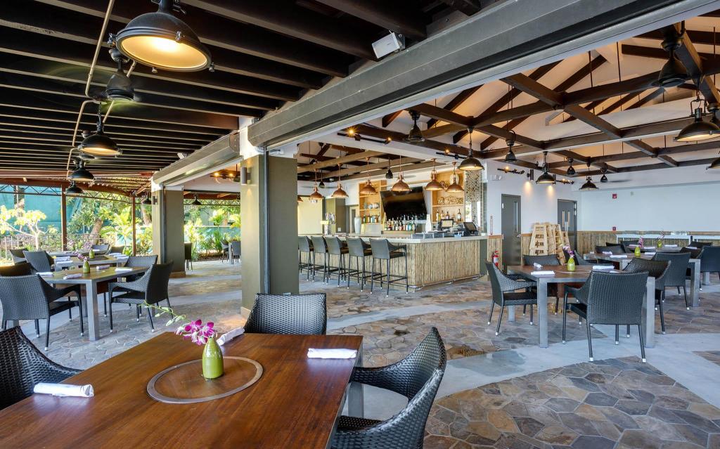 엄선한 괌 가성비 리조트 6곳 모음 11 두짓 비치 리조트 괌 Dusit Beach Resort Guam 5