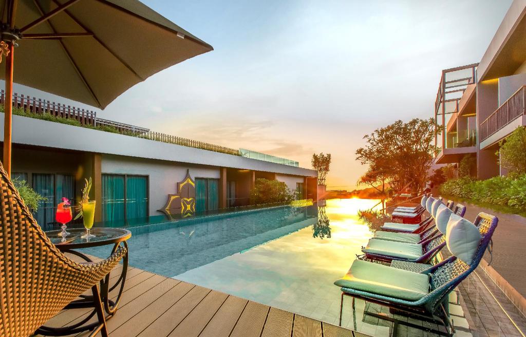 엄선한 푸켓 리조트 추천 6곳 모음 26 마이 하우스 빠통 힐 Fusion Suites Phuket Patong 1