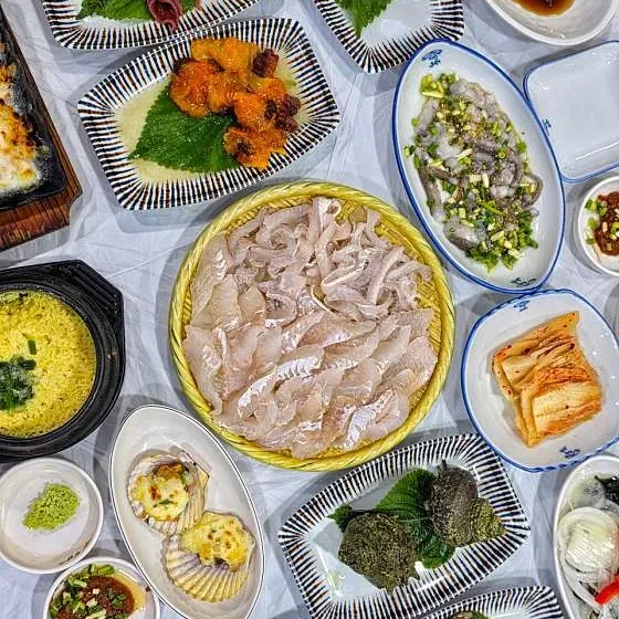 진하 해수욕장 근처 맛집